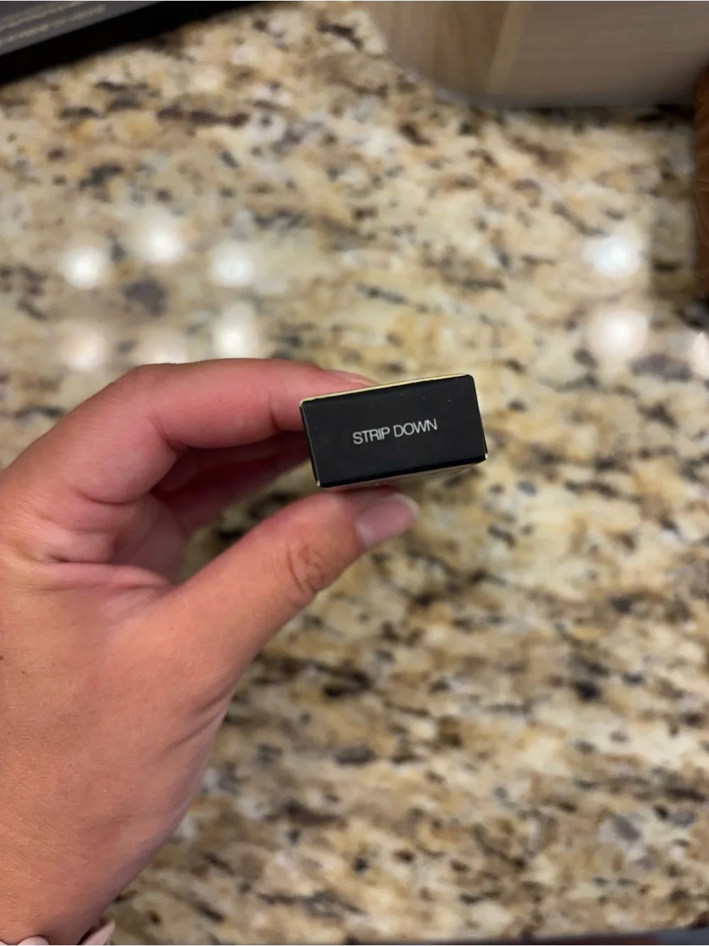 NEW NARS Total Seduction Satin Matte Eyeshadow Pencil — Strip Down (Warm Brown)
